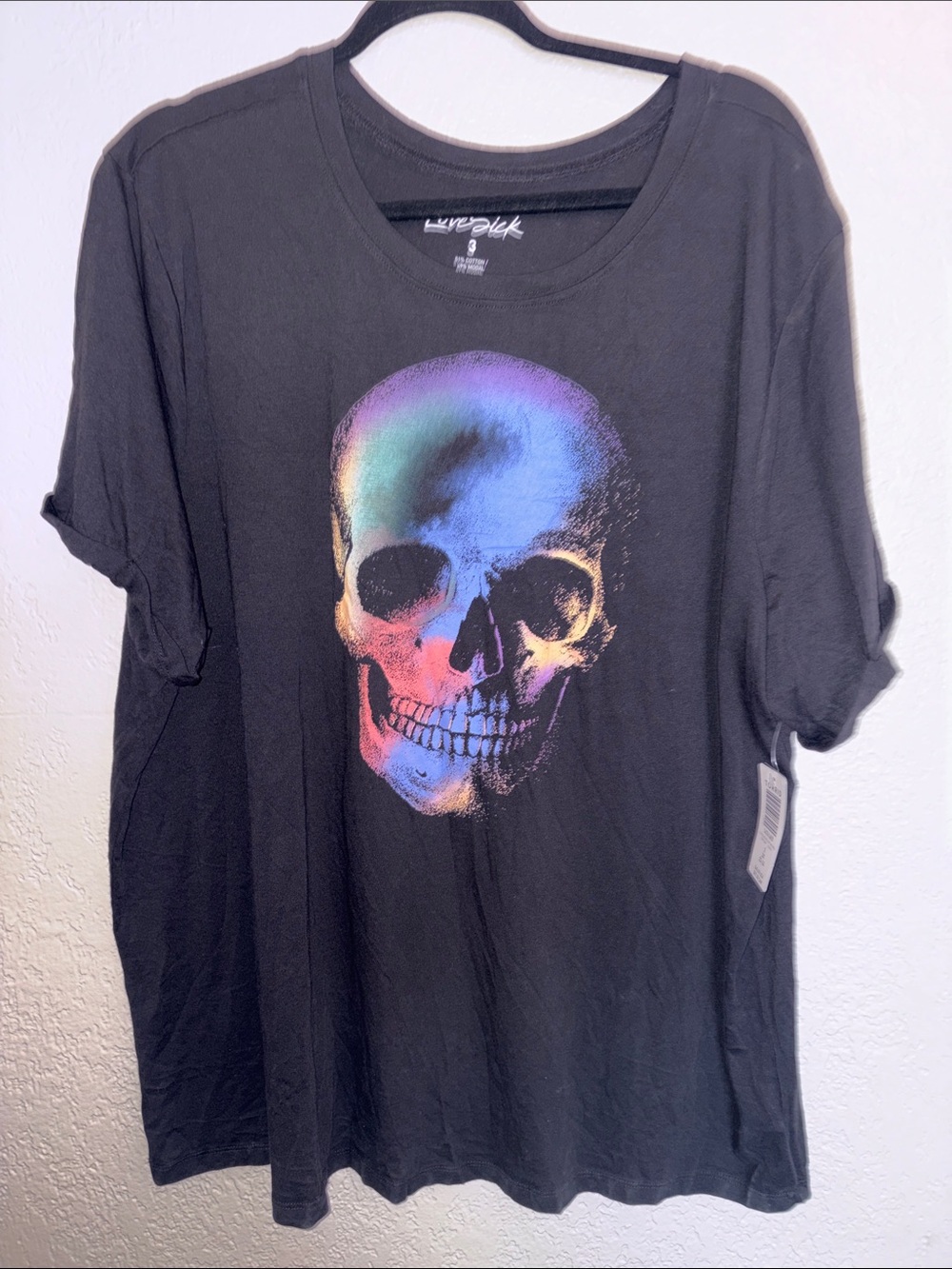 #T255 - NWT - Torrid Lovesick Black Short Sleeve Tee with Rainbow Skull-3X